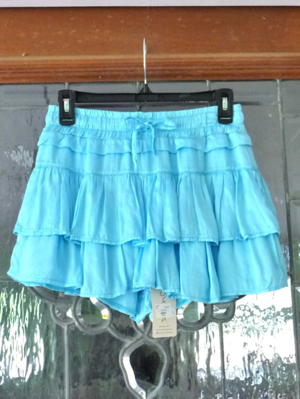 SOFIA TIERED SKORT SIZE M/L ITALY